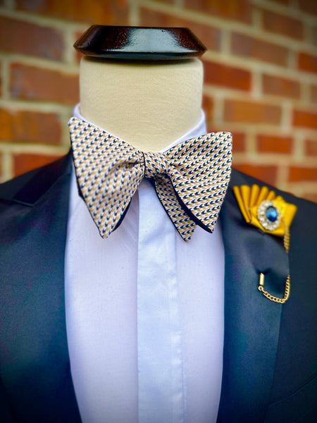 Navy Floral Socks – Knotted Handcrafted Bowties
